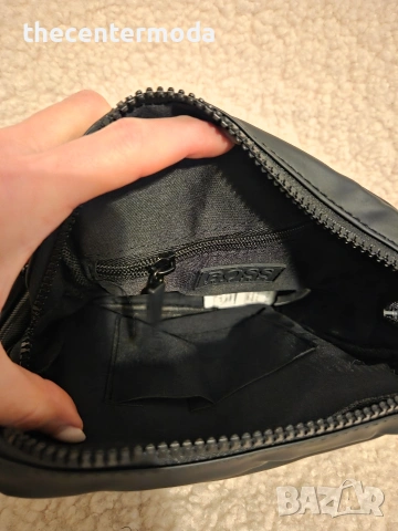 Черна чанта , снимка 7 - Чанти - 53725668