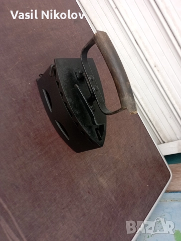 Ретро ютия на жар , снимка 4 - Антикварни и старинни предмети - 52655562