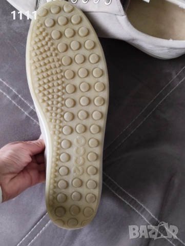 Обувки ecco номер 42-43, снимка 14 - Дамски ежедневни обувки - 52130071