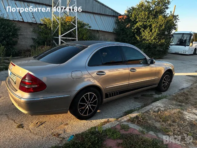 Продавам Mercedes E class, снимка 2 - Автомобили и джипове - 47013439