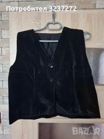 Кадифено елече част от народна носия