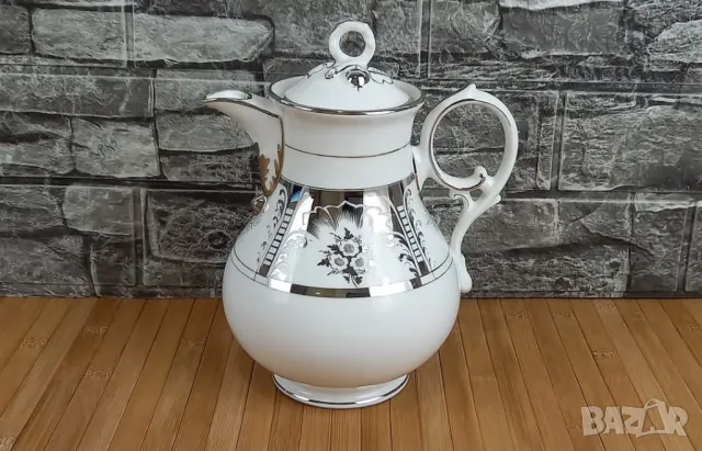 Сервиз за 6 човека - Carl Tielsch, снимка 7 - Сервизи - 49653449