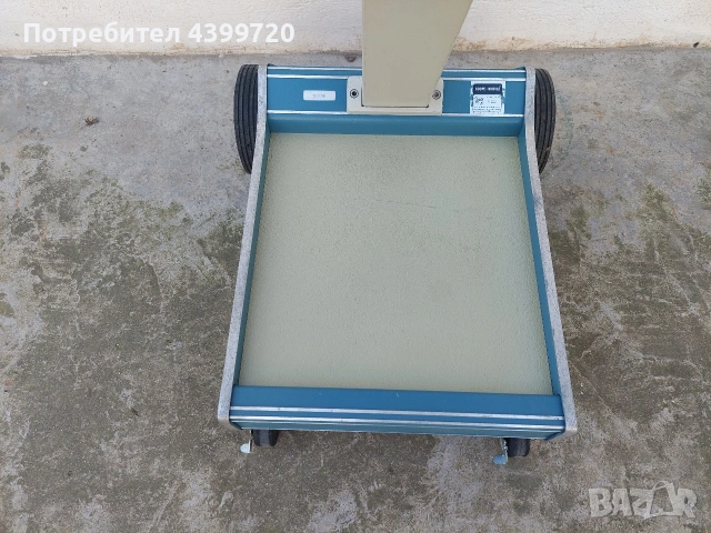 Оригинална количка за осцилоскоп TEKTRONIX, снимка 5 - Друга електроника - 53812133