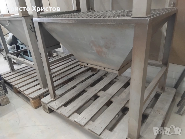 Продавам заваръчни маси, снимка 4 - Други машини и части - 54174057