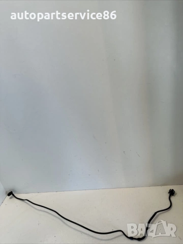 Тръба за вода охлаждаща течност 65000 км за Peugeot 3008 1.2T (2022) 9676650780, снимка 2 - Части - 53603970