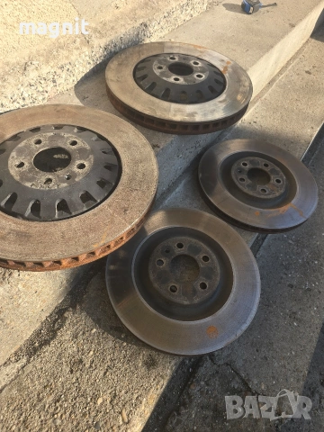 Комплект спирачни дискове 400мм със апарати от Audi SQ7 отлично състояние 4M0615105HA / 4M0615106HA, снимка 9 - Части - 53381377