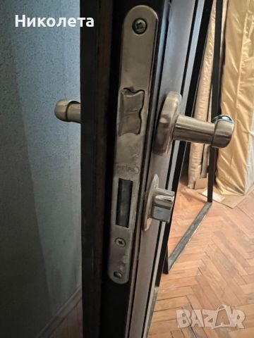 Метална врата с метална каса, снимка 3 - Входни врати - 45701525
