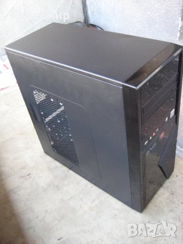 Продавам настолен компютър, снимка 3 - Работни компютри - 54202548