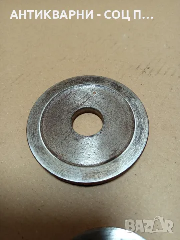 Комплект Стари Шайби Притискателни Дискове За Оси Валове 0.900кг Отвор 25мм., снимка 6 - Антикварни и старинни предмети - 50114087