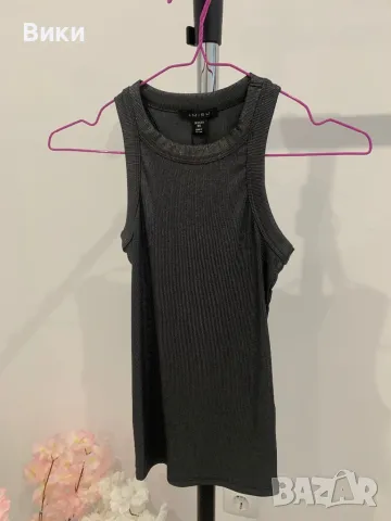 Нов потник с блестящ ефект размер XS, снимка 2 - Потници - 50257698