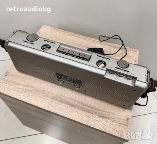 Колекционерски японски радиокасетофон Pioneer SK-212L - Made in Japan, снимка 5 - Радиокасетофони, транзистори - 52904338