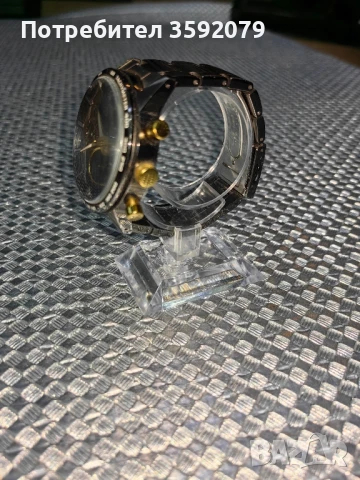 Часовник Seiko Quartz watch 50th Anniversary , снимка 7 - Мъжки - 50647237