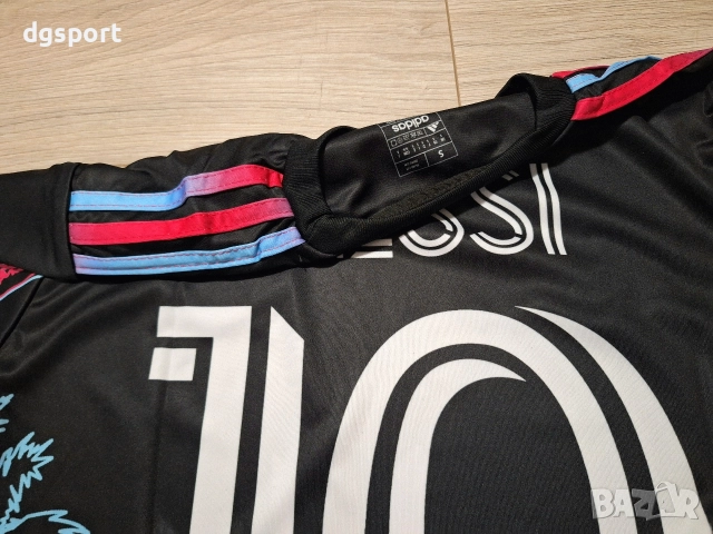 Футболна фланелка на МЕСИ #Интер Маями #специалноиздание!!!, снимка 4 - Футбол - 52615268