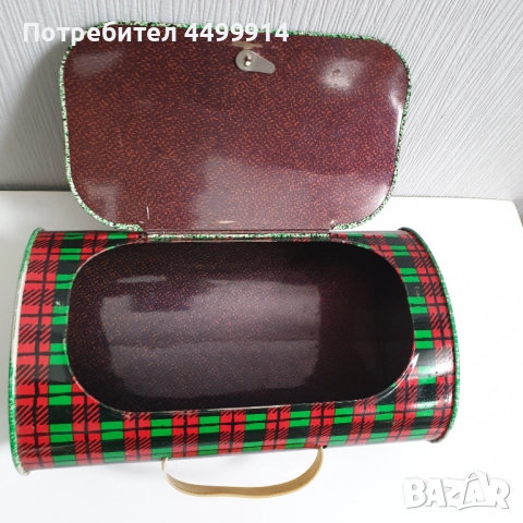 Стара метална руска кутия пипи дългото чорапче, снимка 3 - Колекции - 52050075