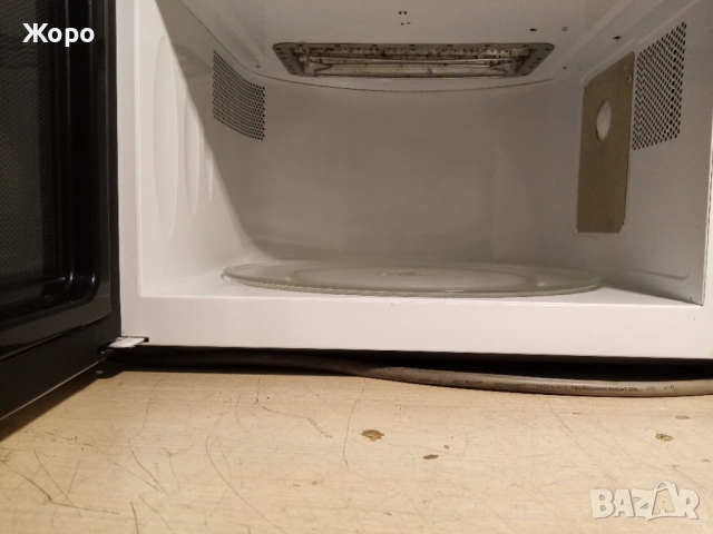 Микровълнова с грил LG MB 4384B Обем: 23 литра, снимка 2 - Микровълнови - 54215161