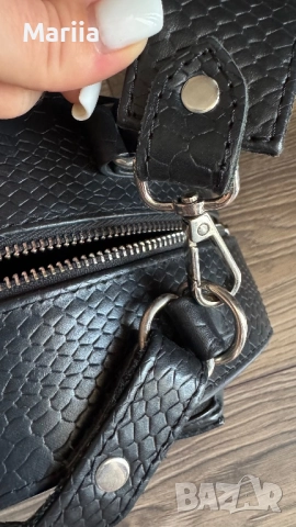Луксозна дизайнерска чанта от естествена кожа – рептилия, снимка 4 - Чанти - 52896738