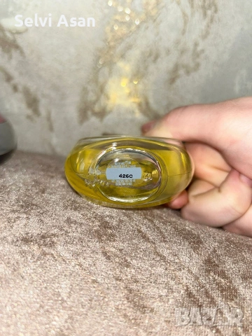 Оригинален дамски парфюм Calvin Klein, снимка 3 - Дамски парфюми - 54173584