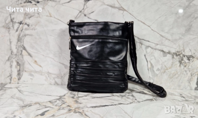 Дамска чанта, снимка 2 - Чанти - 52971669