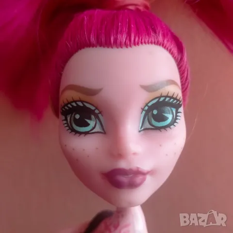 Колекционерска кукла Monster High Basic Gigi Grant Mattel H47HF DKY19, снимка 14 - Колекции - 47095517