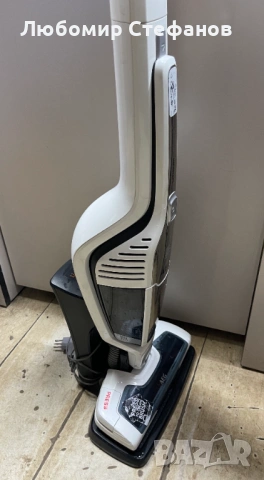 Вертикална прахосмукачка AEG CX-7 , снимка 2 - Прахосмукачки - 53646734