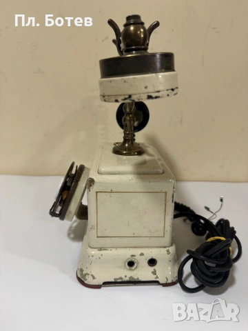 Стар метален телефон, снимка 6 - Антикварни и старинни предмети - 54143910