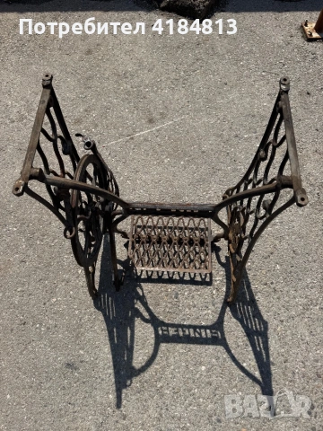 Крака за шевна машина Singer, снимка 2 - Други ценни предмети - 54235930