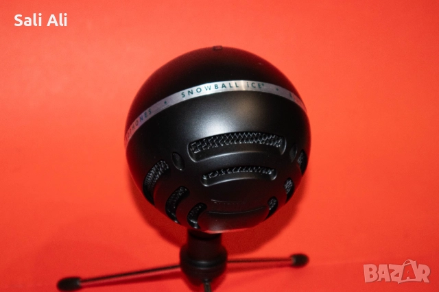 Logitech Blue Snowball Ice черен кондензаторен микрофон USB перфектен, снимка 4 - Микрофони - 51795725