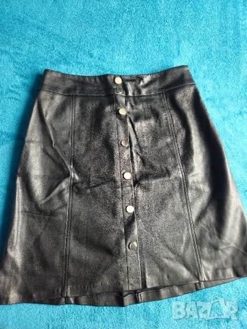 Boss, Love moschino ,Guess,Zara и Only, снимка 5 - Блузи с дълъг ръкав и пуловери - 53439838