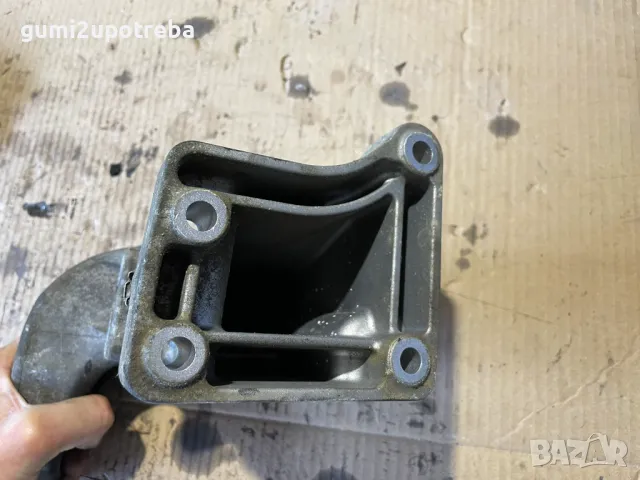 Скоба Опора Двигател A6422230704 Mercedes W211 E class Tmodel 4matic 320CDI, снимка 5 - Части - 50317665