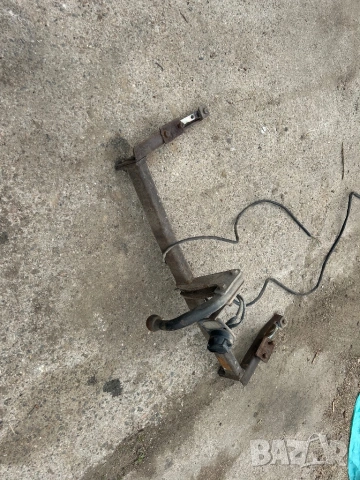 теглич Toyota Corolla Verso 2002 г.