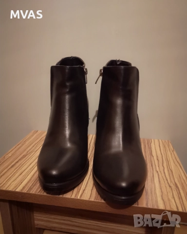 Нови дамски есенни черни боти на нисък дебел ток 38 размер, снимка 4 - Дамски боти - 51877288