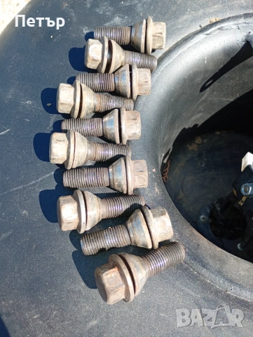 10броя болтове за лети джанти Volvo