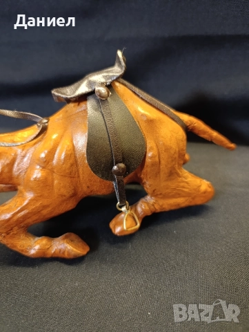 Камила сувенир , снимка 3 - Антикварни и старинни предмети - 51782274