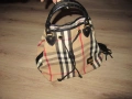 BURBERRY ЧАНТА, снимка 4