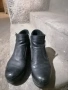 боти, снимка 1
