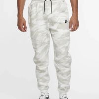 Мъжко долнище Nike Tech Fleece Summit White - размер XS, снимка 2 - Спортни дрехи, екипи - 45880401