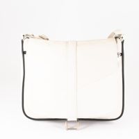 Черна стилна дамска чанта от естествена к. с капак - Elis Размер: 28х8х24см Цветове: черен , бял , снимка 5 - Чанти - 45401184
