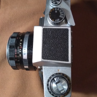 Фотоапарат EXACTA RTL 1000, снимка 2 - Антикварни и старинни предмети - 45020705