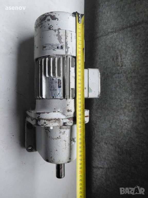 редуктор- 32 оборота, снимка 1