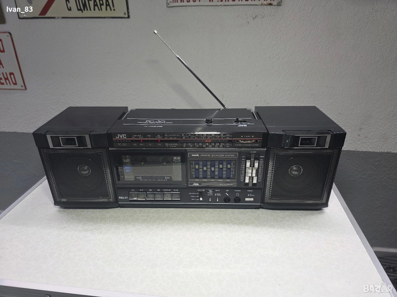 Радиокасетофон JVC PC-30, снимка 1