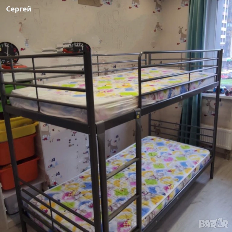 Продавам двуетажно желязно легло , снимка 1