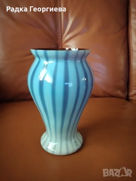 Стъклена ваза, снимка 1