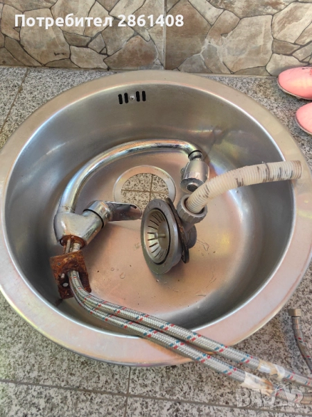 Мивка със смесител, снимка 1