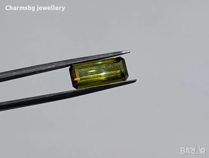 Турмалин зелен, снимка 1