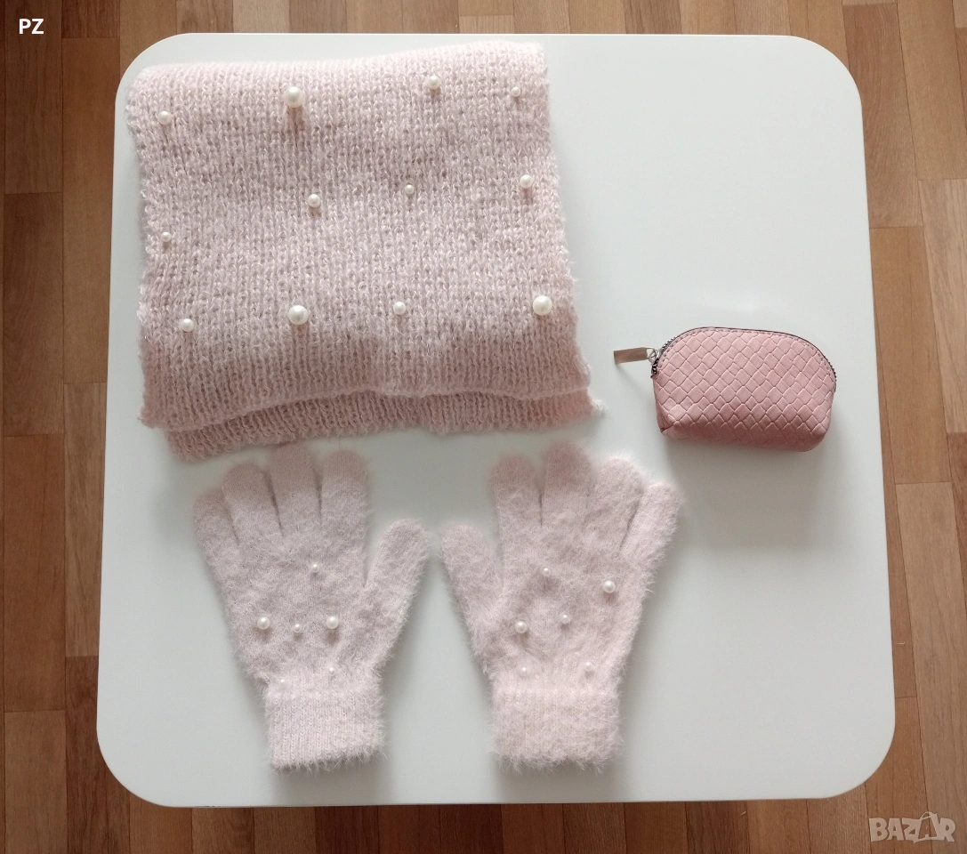 Портмоне, шал и ръкавици, снимка 1