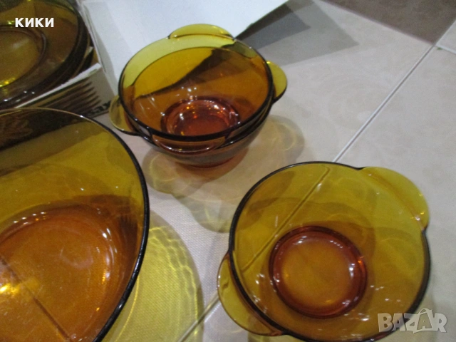 Сервиз за хранене Порцелан , снимка 11 - Сервизи - 39639526