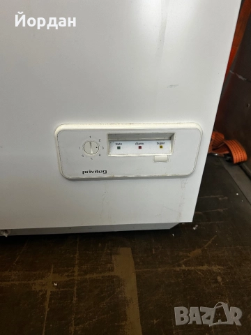 Фризер Privileg, използван, от Германия, снимка 4 - Фризери - 52475456