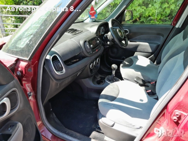 На части Фиат 500л Fiat 500l 1.3 m jet 2011 година, снимка 6 - Автомобили и джипове - 53061085