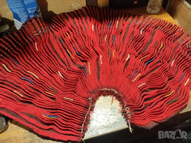 Автентична вълнена бръчканка (Народна носия)
​