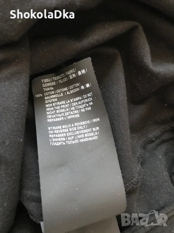 Оригинална тениска Saint Laurent XS/S, снимка 4 - Тениски - 51626709